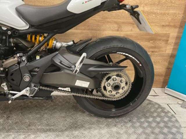 2014 DUCATI M1200 S 2014 DUCATI M1200 S