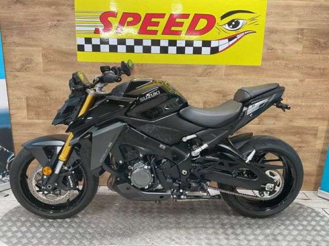 A 2022 SUZUKI GSXS 1000 RQ M2 Gsxs 1000 RQ M2 A 2022 SUZUKI GSXS 1000 RQ M2 Gsxs 1000 RQ M2