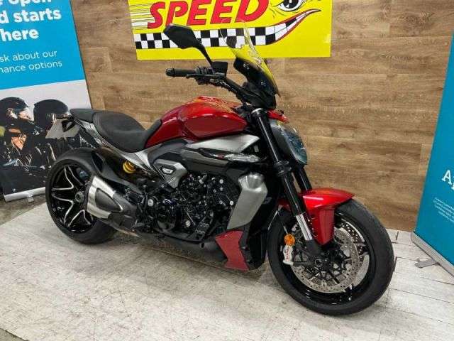A 2025 DUCATI X DIAVEL V4 X Diavel V4 A 2025 DUCATI X DIAVEL V4 X Diavel V4