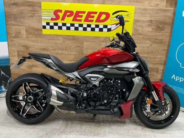 A 2025 DUCATI X DIAVEL V4 X Diavel V4 A 2025 DUCATI X DIAVEL V4 X Diavel V4