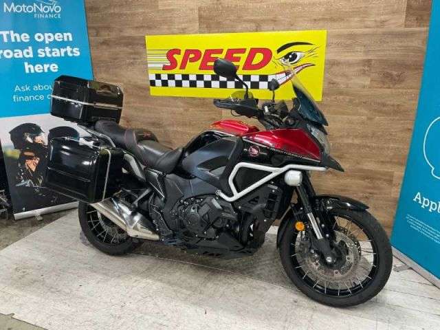 A 2016 HONDA VFR 1200 XD-G VFR 1200 XD-G A 2016 HONDA VFR 1200 XD-G VFR 1200 XD-G