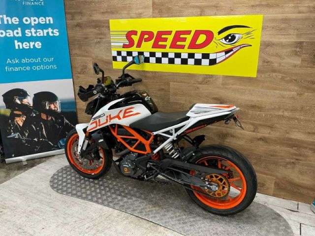 2020 KTM 390 DUKE 20 2020 KTM 390 DUKE 20