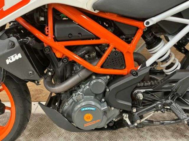 2020 KTM 390 DUKE 20 2020 KTM 390 DUKE 20