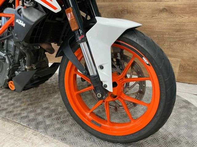 2020 KTM 390 DUKE 20 2020 KTM 390 DUKE 20