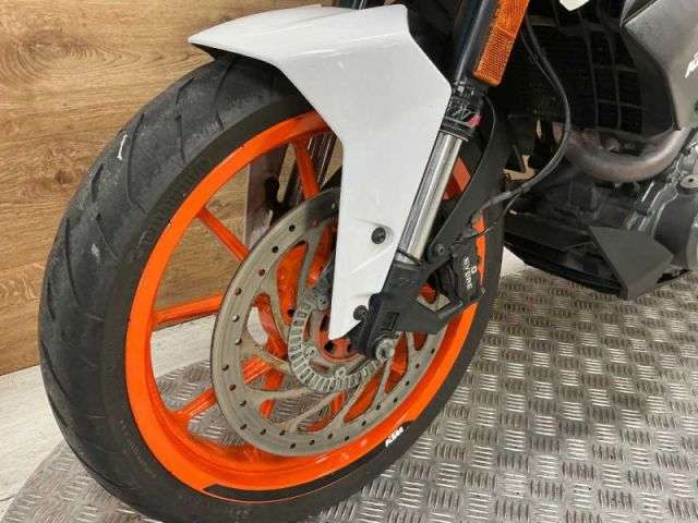 2020 KTM 390 DUKE 20 2020 KTM 390 DUKE 20