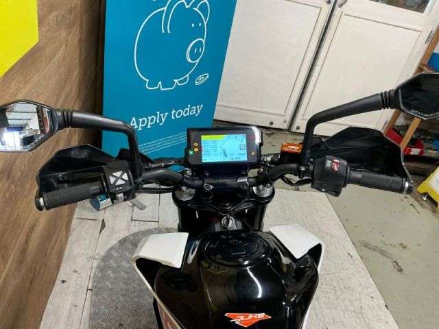 2020 KTM 390 DUKE 20 2020 KTM 390 DUKE 20