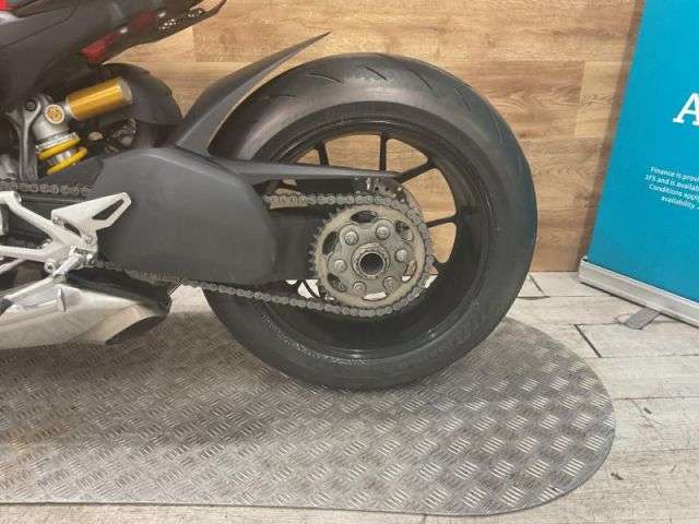 2020 DUCATI STREETFIGHTER V4 2020 DUCATI STREETFIGHTER V4