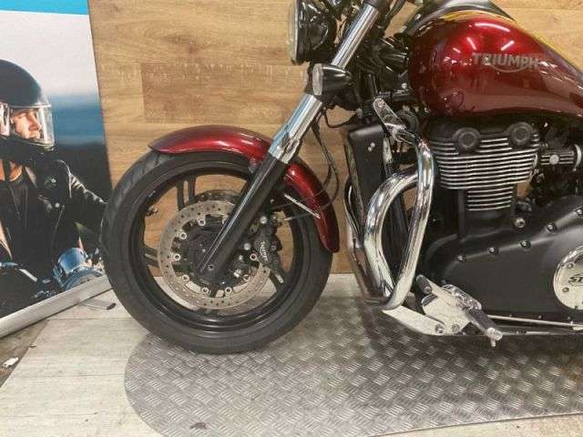 2017 TRIUMPH THUNDERBIRD STORM ABS 2017 TRIUMPH THUNDERBIRD STORM ABS