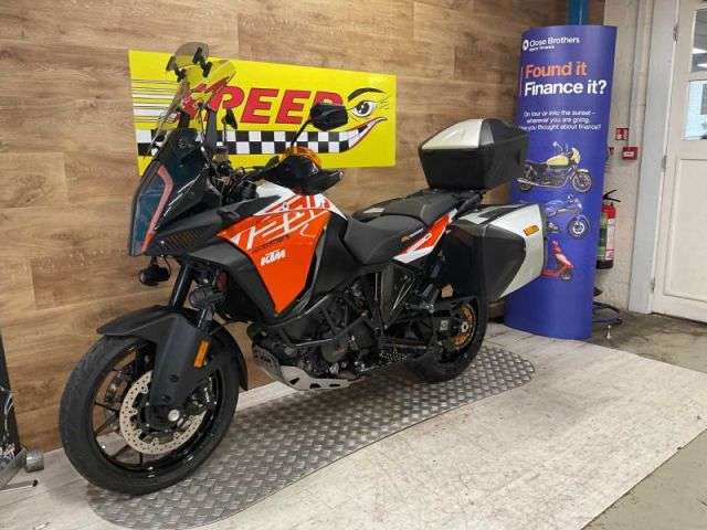 2018 KTM 1290 SUPER ADVENTURE S 18 2018 KTM 1290 SUPER ADVENTURE S 18