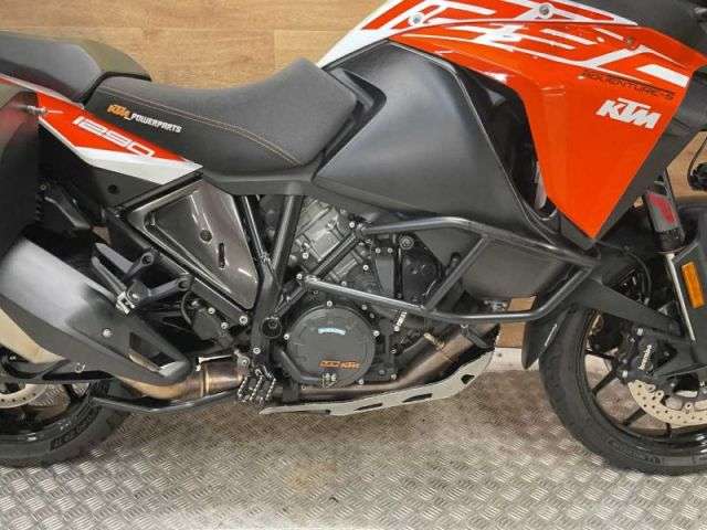 2018 KTM 1290 SUPER ADVENTURE S 18 2018 KTM 1290 SUPER ADVENTURE S 18