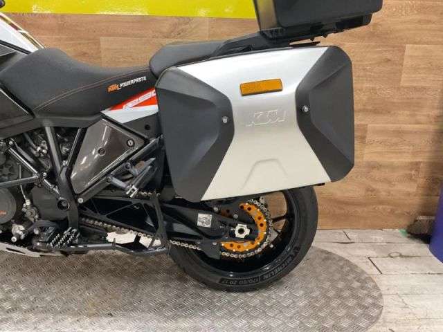 2018 KTM 1290 SUPER ADVENTURE S 18 2018 KTM 1290 SUPER ADVENTURE S 18