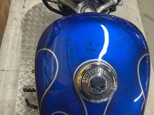 2009 HARLEY-DAVIDSON XLH 883 2009 HARLEY-DAVIDSON XLH 883