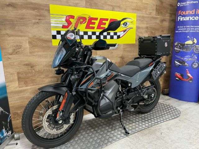 2021 KTM 890 ADVENTURE 21 2021 KTM 890 ADVENTURE 21