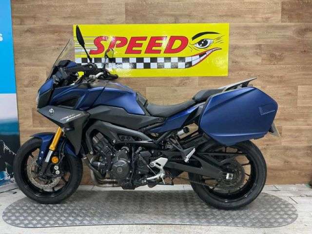 A 2018 YAMAHA TRACER 900 GT Tracer 900 GT A 2018 YAMAHA TRACER 900 GT Tracer 900 GT