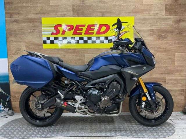 A 2018 YAMAHA TRACER 900 GT Tracer 900 GT A 2018 YAMAHA TRACER 900 GT Tracer 900 GT