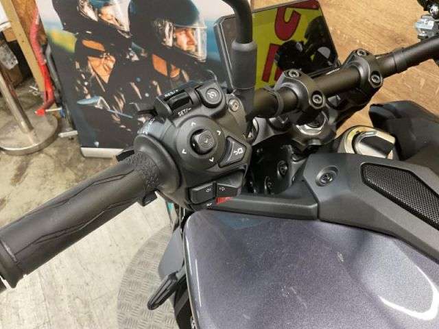 2025 YAMAHA MT-09 Y-AMT (MTN890-S) 2025 YAMAHA MT-09 Y-AMT (MTN890-S)