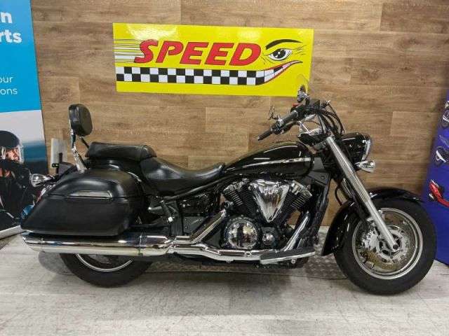A 2013 YAMAHA XVS 1300 A MIDNIGHT STAR XVS 1300 A Midnight Star A 2013 YAMAHA XVS 1300 A MIDNIGHT STAR XVS 1300 A Midnight Star