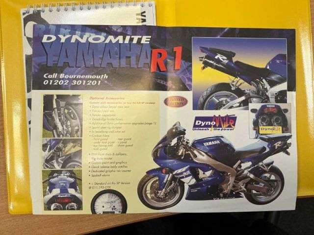 1998 YAMAHA YZF-R1 1998 YAMAHA YZF-R1