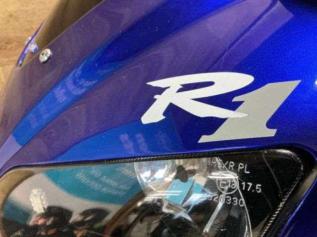 1998 YAMAHA YZF-R1 1998 YAMAHA YZF-R1
