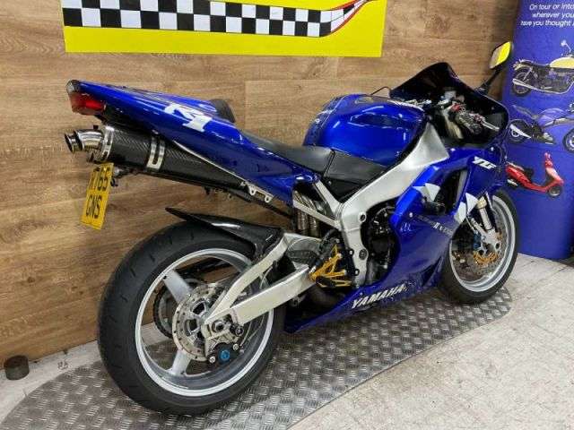 1998 YAMAHA YZF-R1 1998 YAMAHA YZF-R1