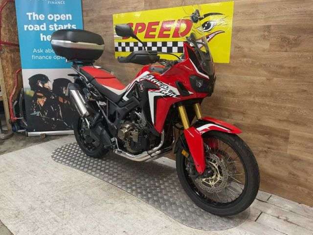 A 2017 HONDA CRF 1000 D-H CRF 1000 D-H A 2017 HONDA CRF 1000 D-H CRF 1000 D-H
