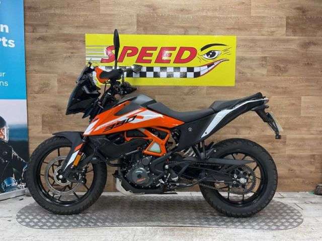A 2025 KTM 390 ADVENTURE 24 390 Adventure 24 A 2025 KTM 390 ADVENTURE 24 390 Adventure 24