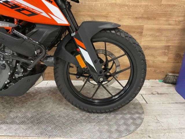 2025 KTM 390 ADVENTURE 24 2025 KTM 390 ADVENTURE 24