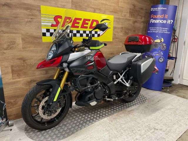 2016 SUZUKI DL 1000 AL4 2016 SUZUKI DL 1000 AL4