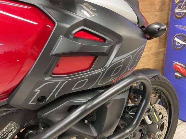 2016 SUZUKI DL 1000 AL4 2016 SUZUKI DL 1000 AL4