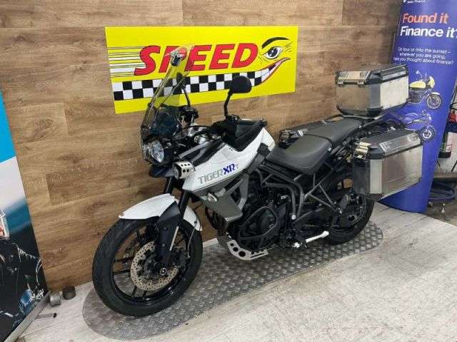 2008 TRIUMPH TIGER 800 XRT 2008 TRIUMPH TIGER 800 XRT