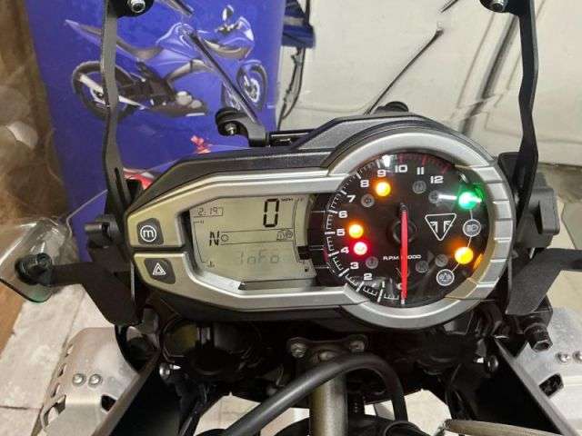 2008 TRIUMPH TIGER 800 XRT 2008 TRIUMPH TIGER 800 XRT