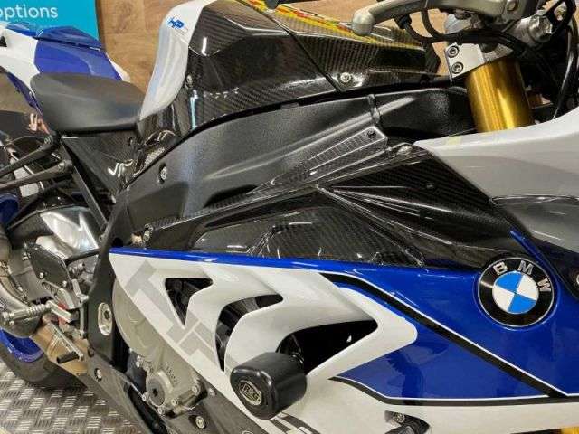 A 2014 BMW HP4 HP4 CARBON A 2014 BMW HP4 HP4 CARBON