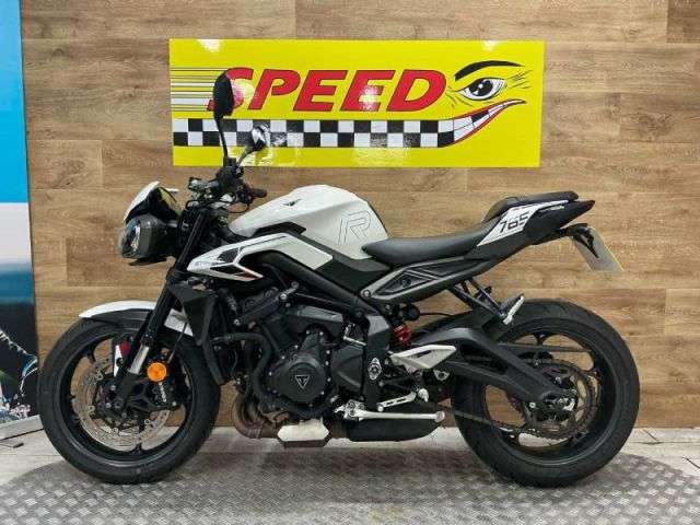 A 2023 TRIUMPH STREET TRIPLE R Street Triple R A 2023 TRIUMPH STREET TRIPLE R Street Triple R