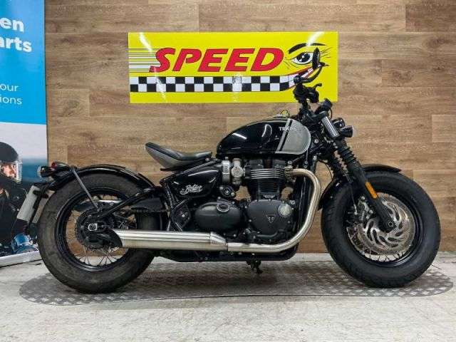 A 2023 TRIUMPH BONNEVILLE BOBBER Bonneville Bobber A 2023 TRIUMPH BONNEVILLE BOBBER Bonneville Bobber