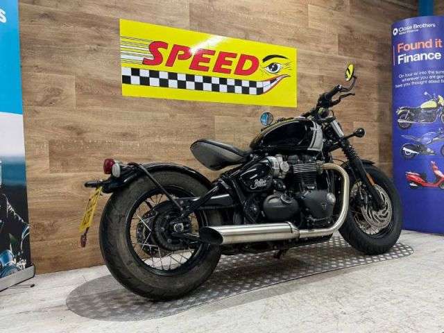 A 2023 TRIUMPH BONNEVILLE BOBBER Bonneville Bobber A 2023 TRIUMPH BONNEVILLE BOBBER Bonneville Bobber