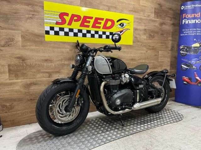 2023 TRIUMPH BONNEVILLE BOBBER 2023 TRIUMPH BONNEVILLE BOBBER