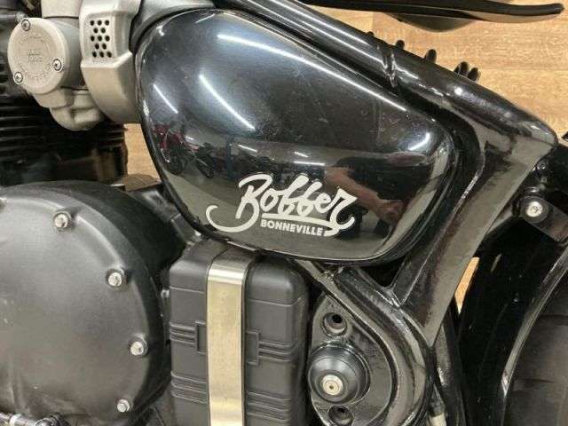 2023 TRIUMPH BONNEVILLE BOBBER 2023 TRIUMPH BONNEVILLE BOBBER