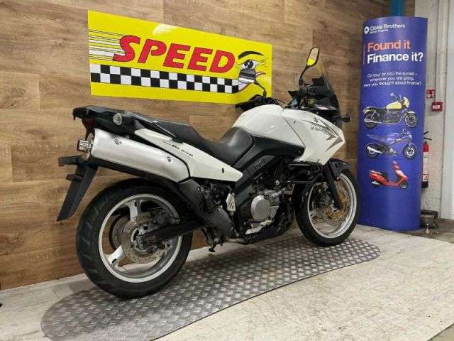 2010 SUZUKI DL 650 L0 2010 SUZUKI DL 650 L0