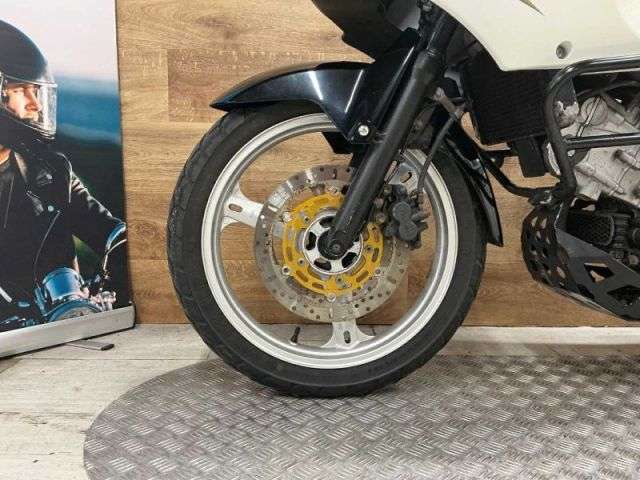 2010 SUZUKI DL 650 L0 2010 SUZUKI DL 650 L0