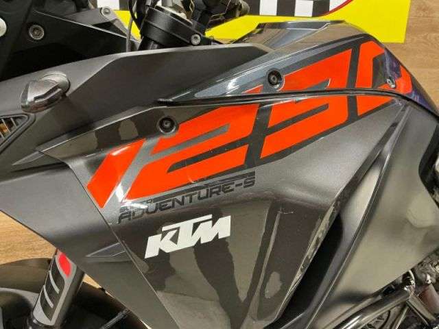 2018 KTM 1290 SUPER ADVENTURE S 24 2018 KTM 1290 SUPER ADVENTURE S 24