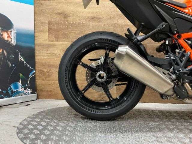 2024 KTM 1390 SUPERDUKE R EVO 24 2024 KTM 1390 SUPERDUKE R EVO 24