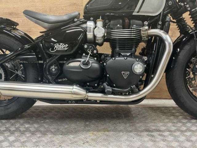 2023 TRIUMPH BONNEVILLE BOBBER 2023 TRIUMPH BONNEVILLE BOBBER