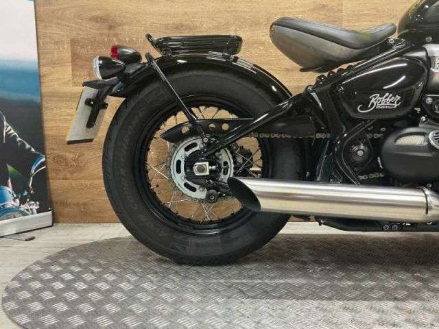 2023 TRIUMPH BONNEVILLE BOBBER 2023 TRIUMPH BONNEVILLE BOBBER
