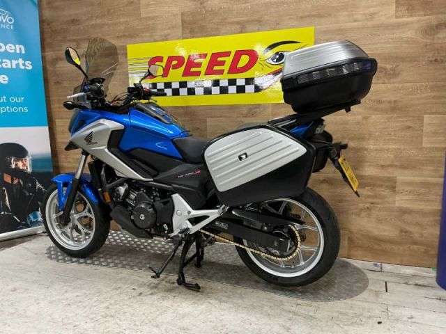 2018 HONDA NC 750 XA-J 2018 HONDA NC 750 XA-J