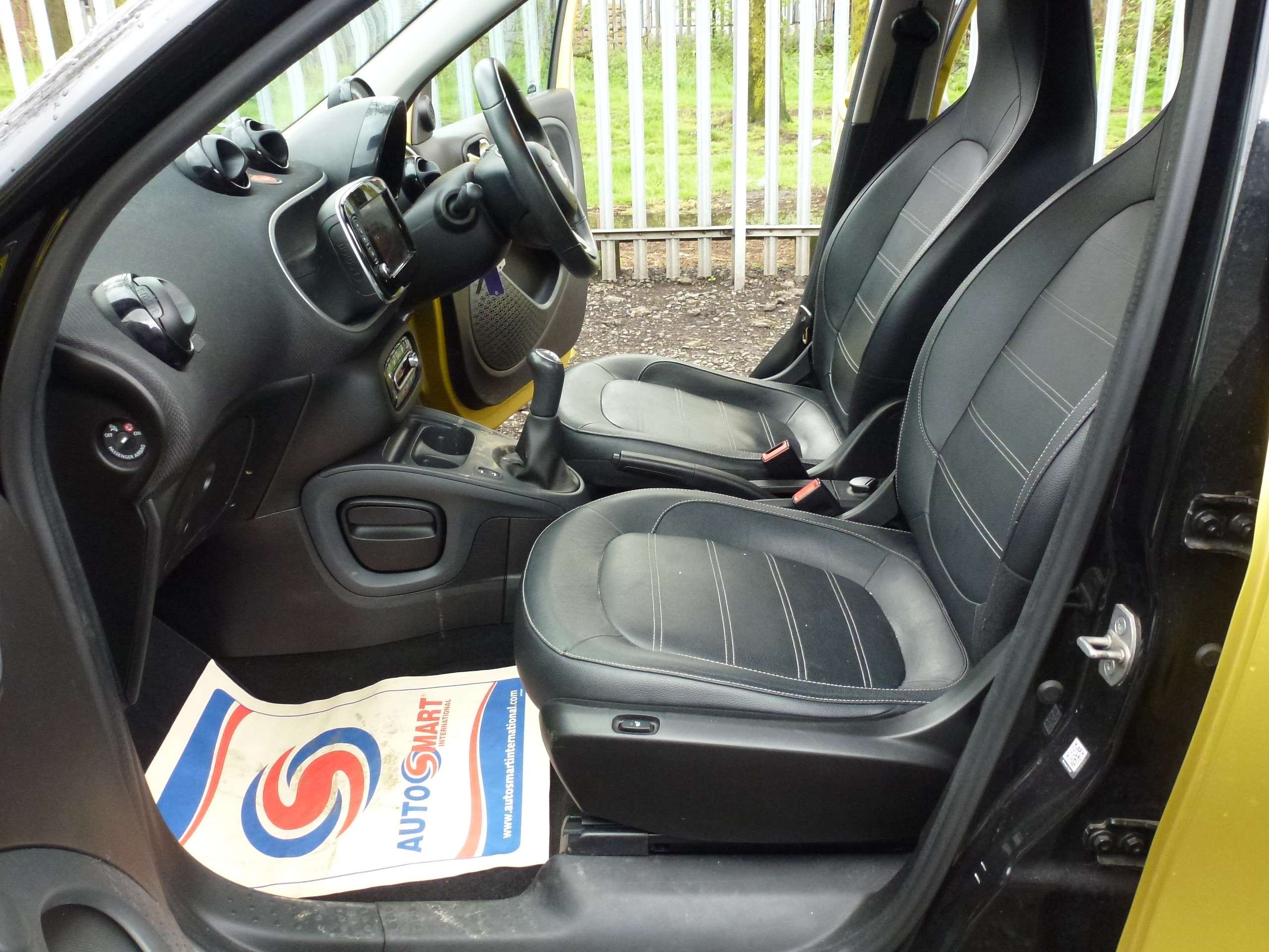 2015 SMART FORFOUR 2015 SMART FORFOUR