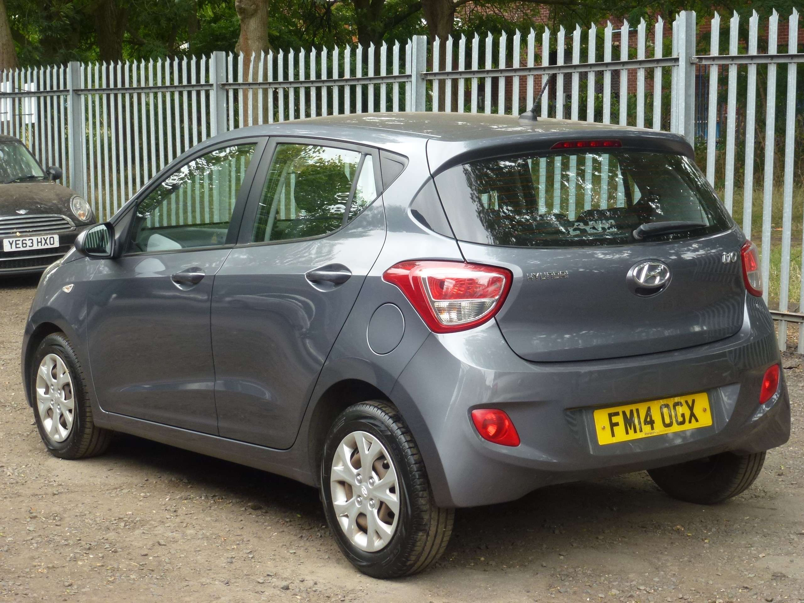 A 2014 HYUNDAI I10 1.0 SE Hatchback 5dr Petrol Manual Euro 5 (66 ps) A 2014 HYUNDAI I10 1.0 SE Hatchback 5dr Petrol Manual Euro 5 (66 ps)