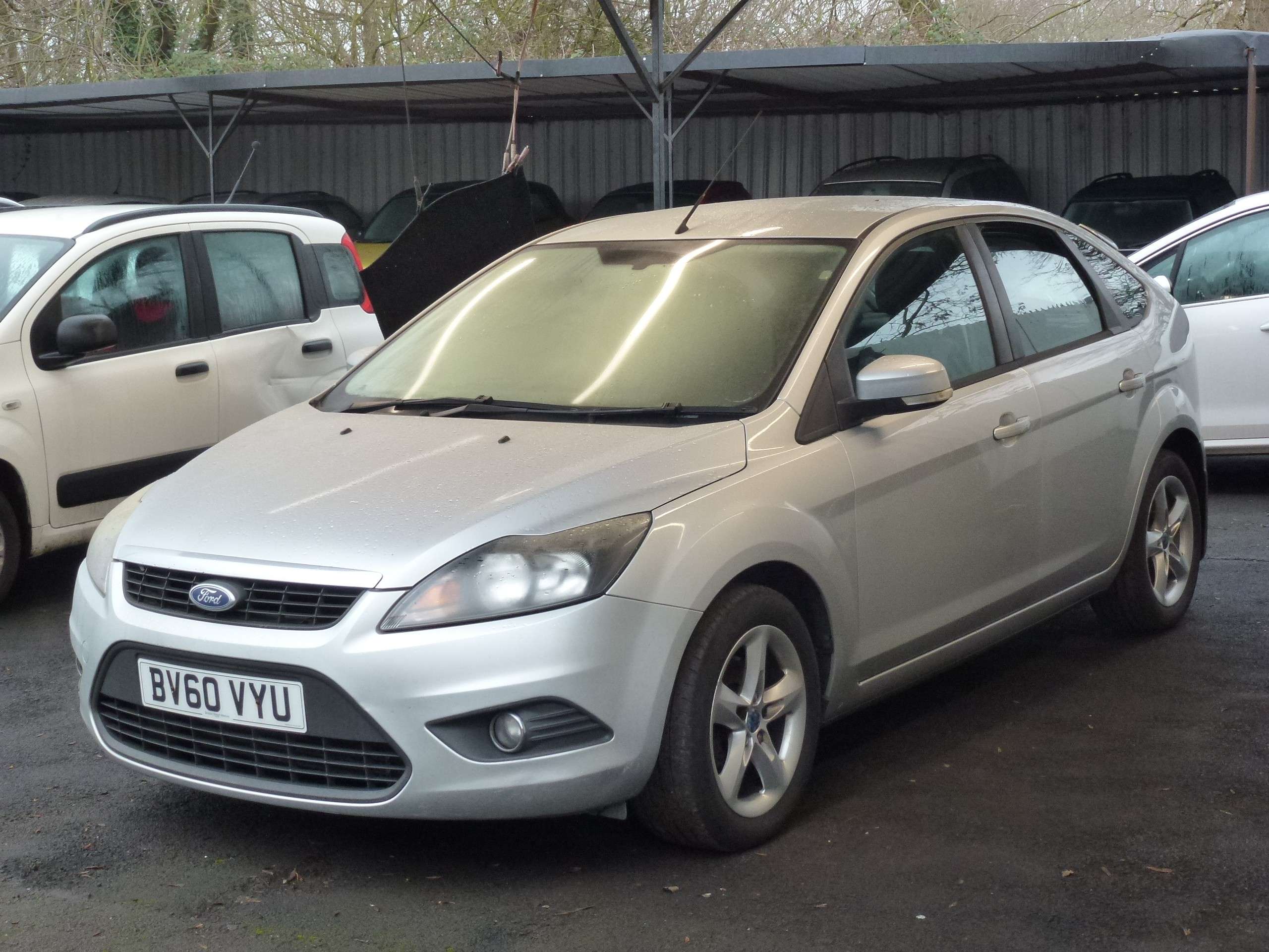 A 2010 FORD FOCUS 1.6 TDCi DPF Zetec Hatchback 5dr Diesel Manual (115 g/km, 108 bhp) A 2010 FORD FOCUS 1.6 TDCi DPF Zetec Hatchback 5dr Diesel Manual (115 g/km, 108 bhp)