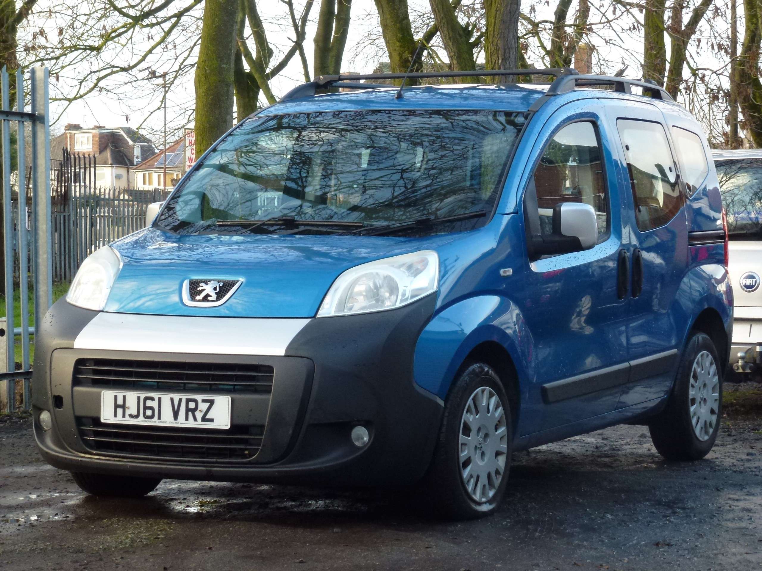 A 2011 PEUGEOT BIPPER TEPEE 1.3 HDi Outdoor MPV 5dr Diesel Manual Euro 5 (75 ps) A 2011 PEUGEOT BIPPER TEPEE 1.3 HDi Outdoor MPV 5dr Diesel Manual Euro 5 (75 ps)