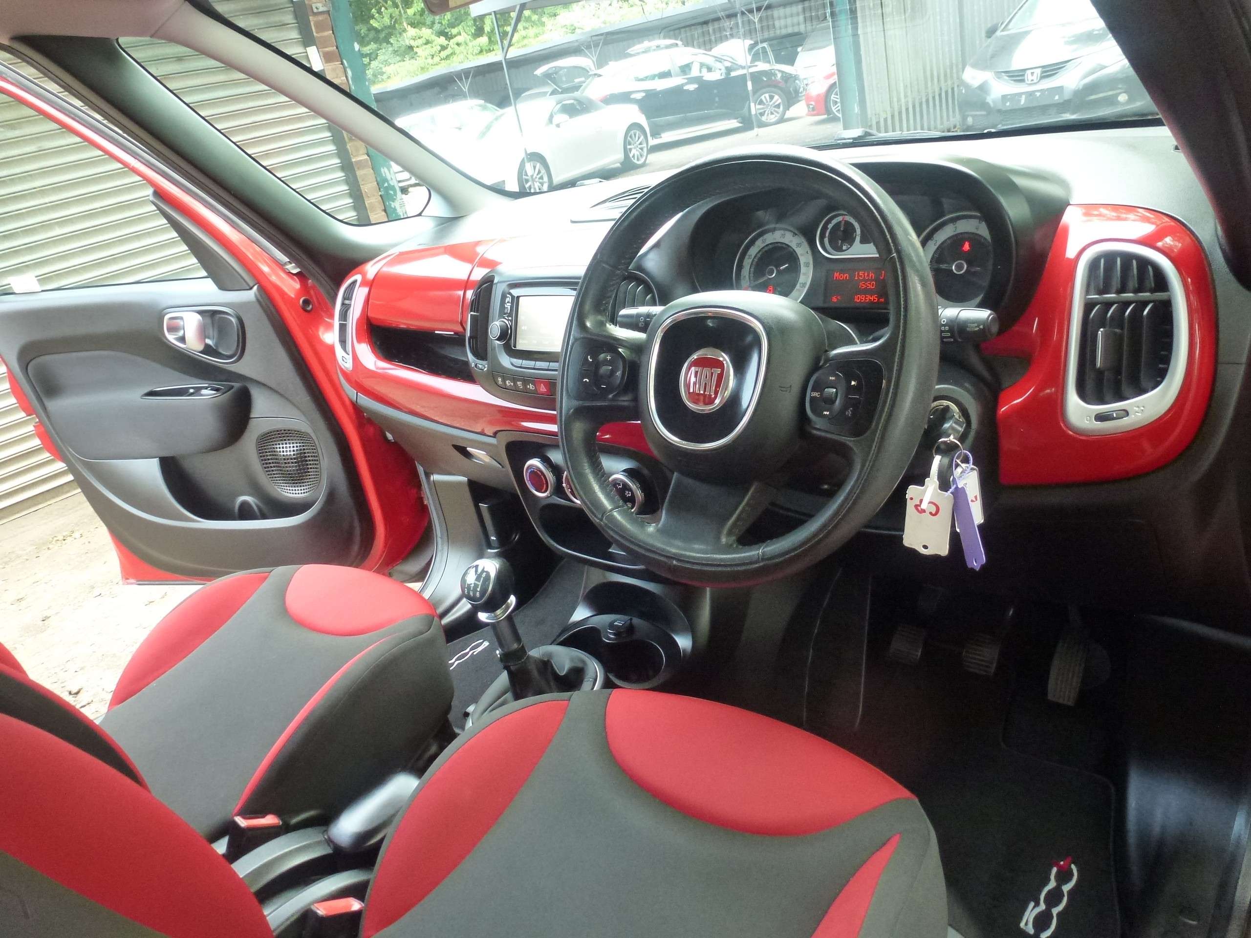 2014 FIAT 500L 2014 FIAT 500L