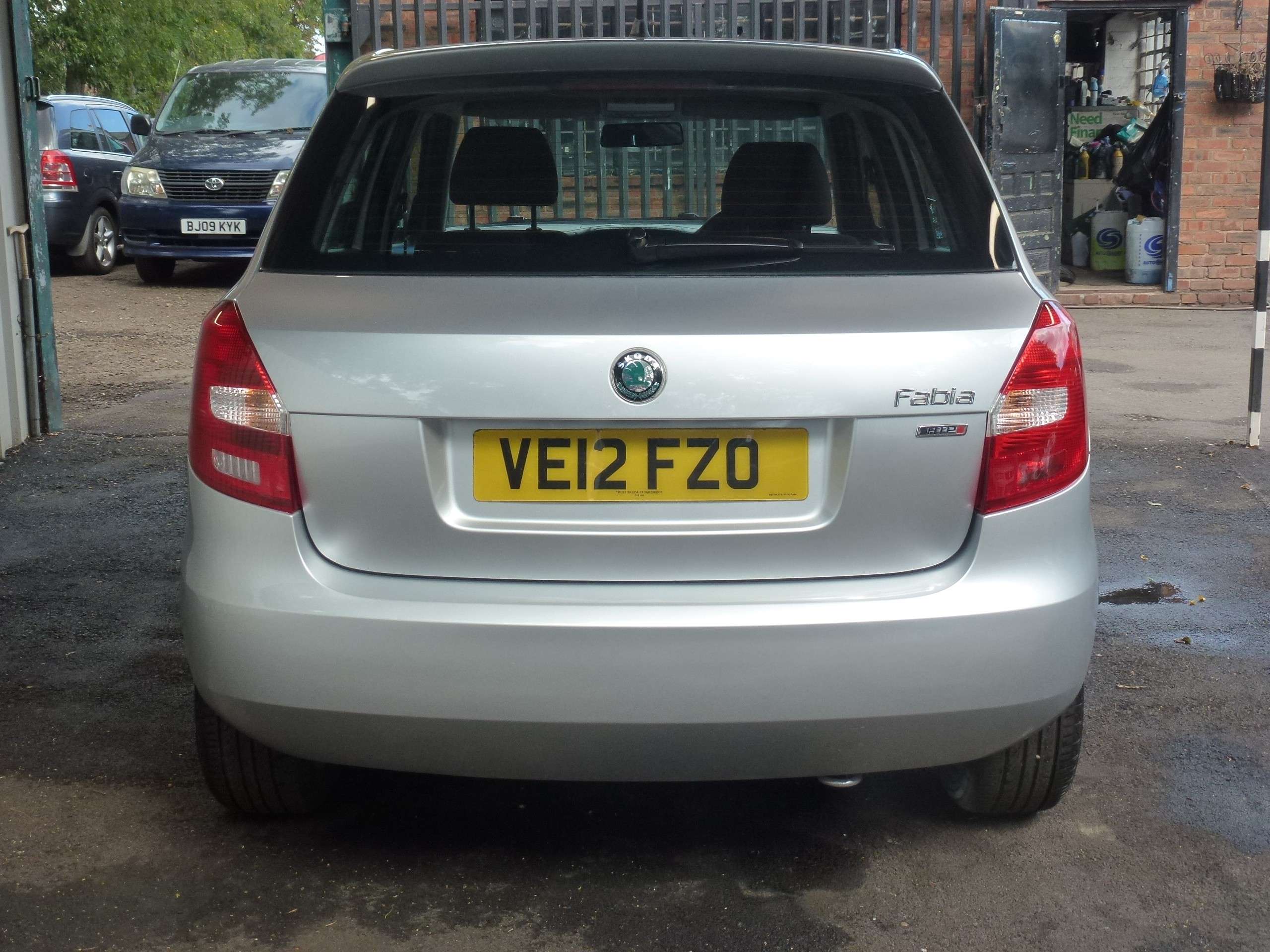 A 2012 SKODA FABIA 1.2 SE Hatchback 5dr Petrol Manual Euro 5 (69 ps) A 2012 SKODA FABIA 1.2 SE Hatchback 5dr Petrol Manual Euro 5 (69 ps)